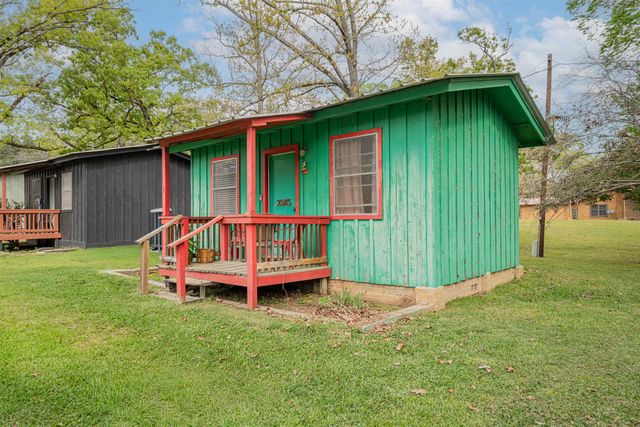 8880 FM 729, Avinger, TX 75630