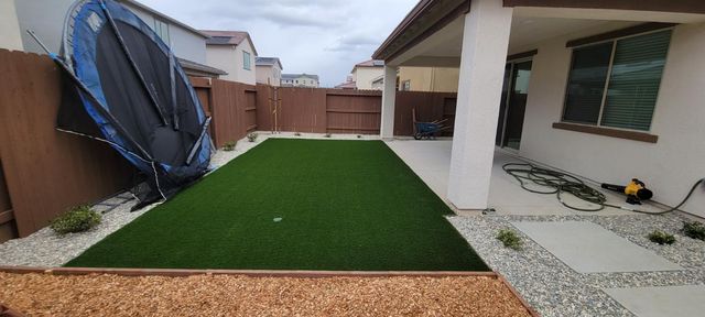 6064 Oberlander Dr, Roseville, CA 95747