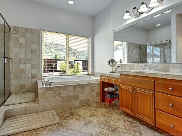27248 Saint Andrews Ln, Valley Center, CA 92082