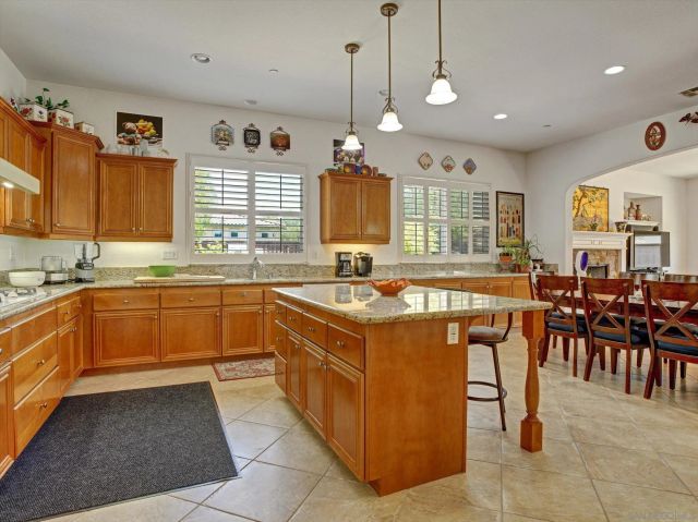 27248 Saint Andrews Ln, Valley Center, CA 92082
