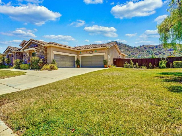 27248 Saint Andrews Ln, Valley Center, CA 92082