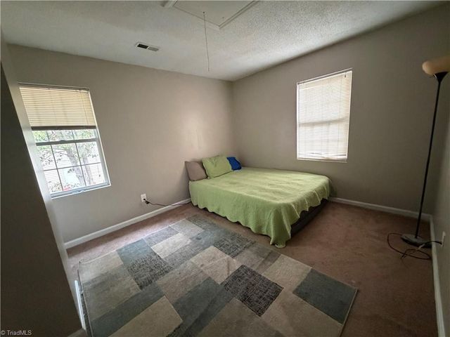 605 Sir Knight Court, Clemmons, NC 27012