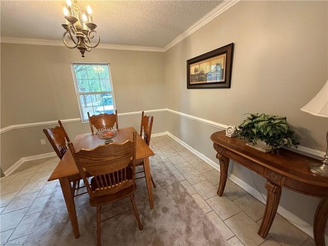605 Sir Knight Court, Clemmons, NC 27012