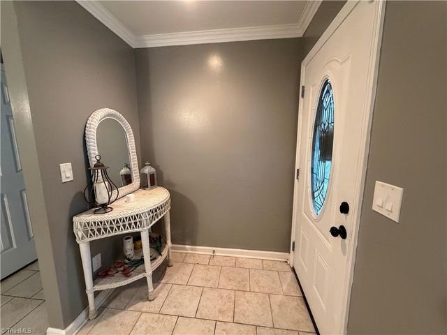 605 Sir Knight Court, Clemmons, NC 27012