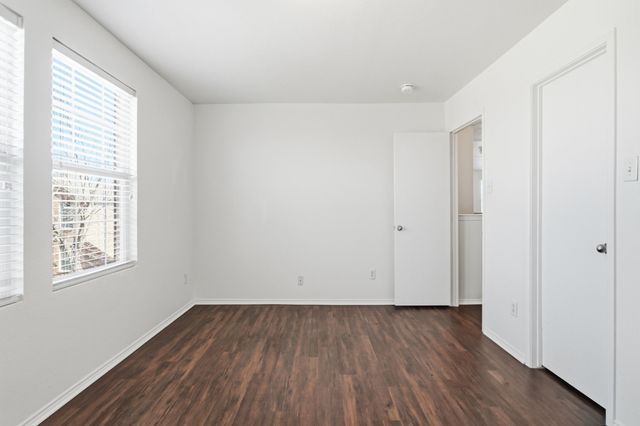 1246 Yukon Drive, Glenn Heights, TX 75154