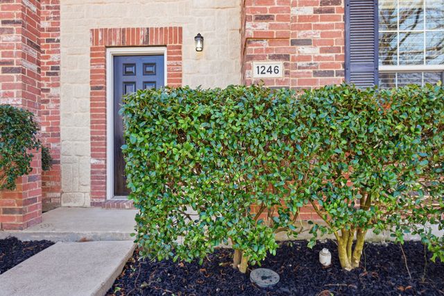 1246 Yukon Drive, Glenn Heights, TX 75154