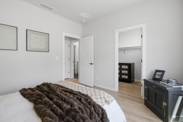 792 cross creek, Lincoln, CA 95648