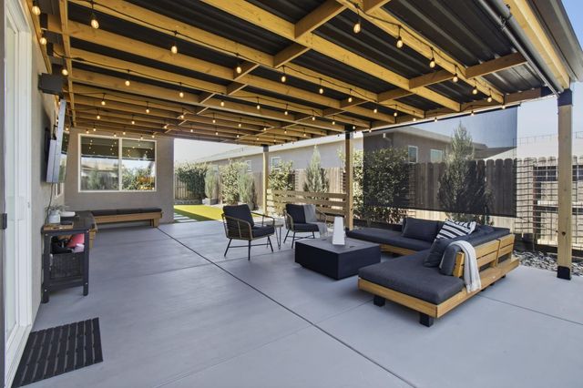 792 cross creek, Lincoln, CA 95648