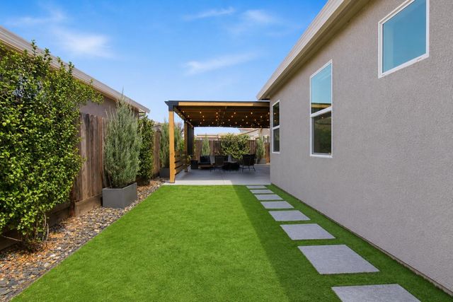 792 cross creek, Lincoln, CA 95648