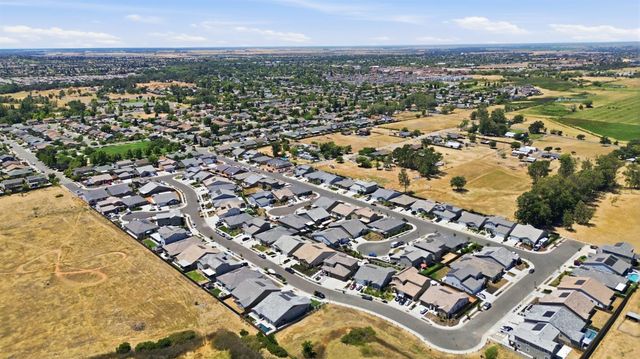 792 cross creek, Lincoln, CA 95648