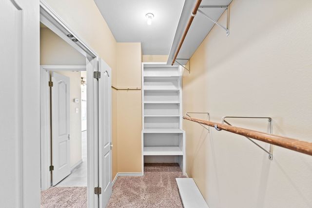 122 Windwood Rd, Kerrville, TX 78028