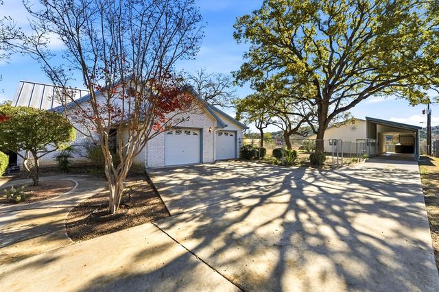 122 Windwood Rd, Kerrville, TX 78028