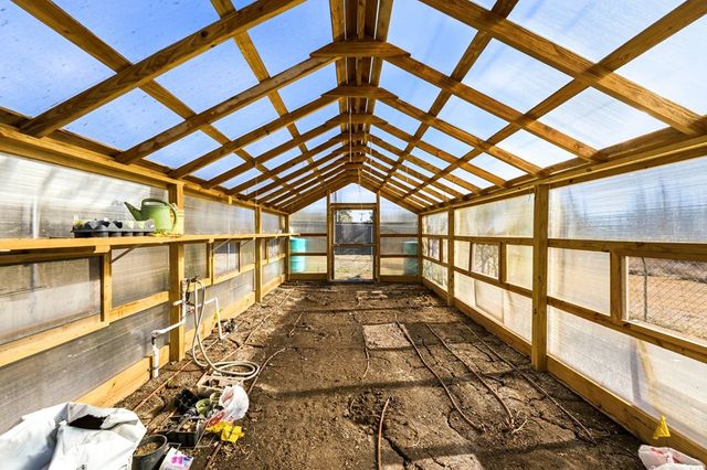 122 Windwood Rd, Kerrville, TX 78028