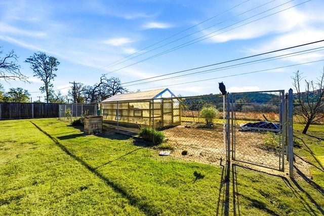 122 Windwood Rd, Kerrville, TX 78028