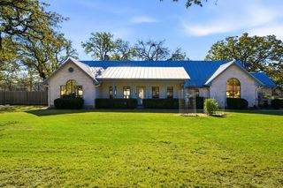 122 Windwood Rd, Kerrville, TX 78028