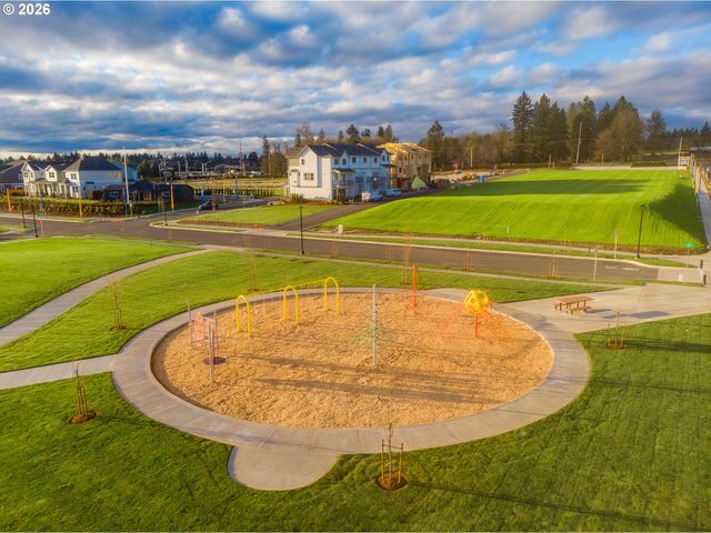 16889 Sw Pomelo Dr, King City, OR 97140