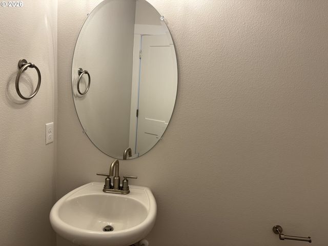 16889 Sw Pomelo Dr, King City, OR 97140
