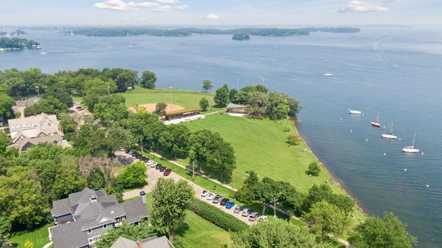 6930 Lake Harrison Circle, Chanhassen, MN 55317