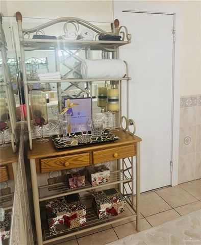 902 W Mahl Street, Edinburg, TX 78539