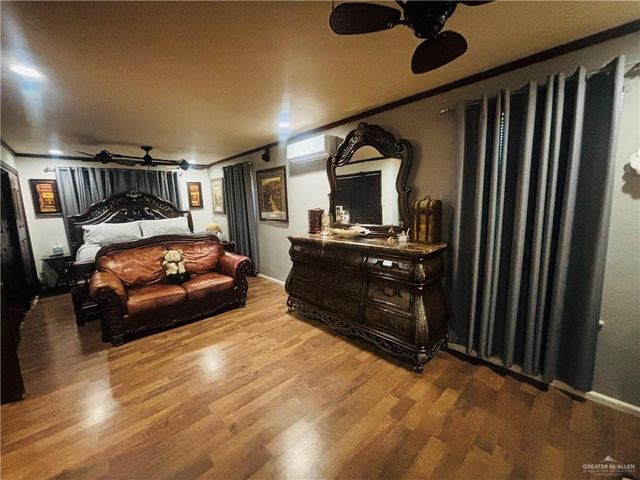 902 W Mahl Street, Edinburg, TX 78539