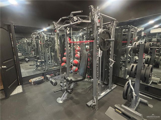 902 W Mahl Street, Edinburg, TX 78539