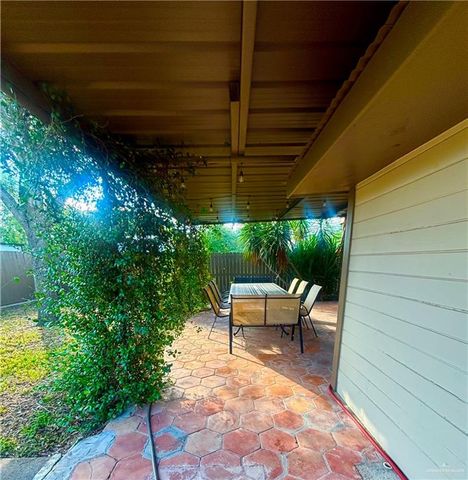 902 W Mahl Street, Edinburg, TX 78539