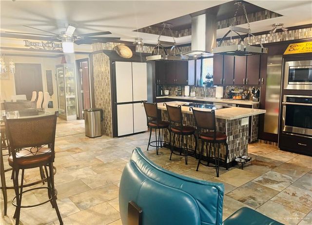 902 W Mahl Street, Edinburg, TX 78539