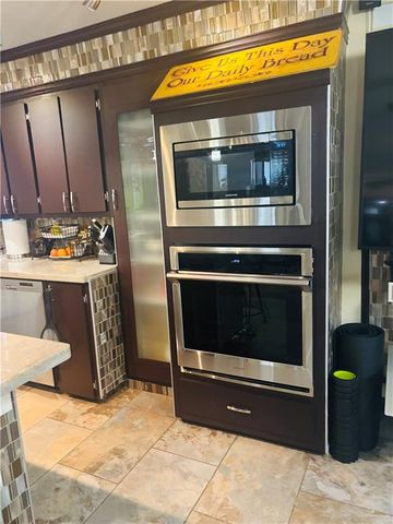 902 W Mahl Street, Edinburg, TX 78539