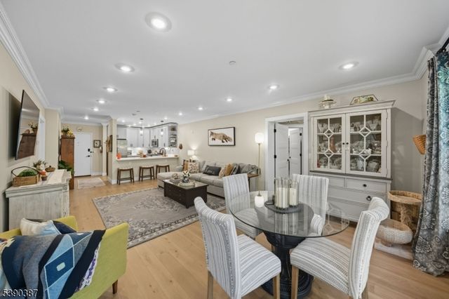 208 Fischer Ct, Rockaway Twp., NJ 07834