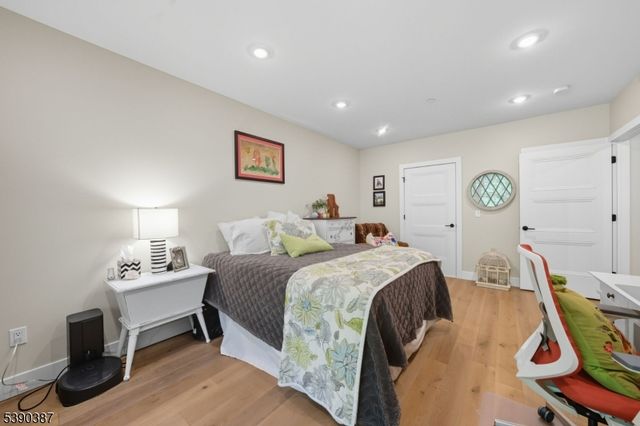 208 Fischer Ct, Rockaway Twp., NJ 07834