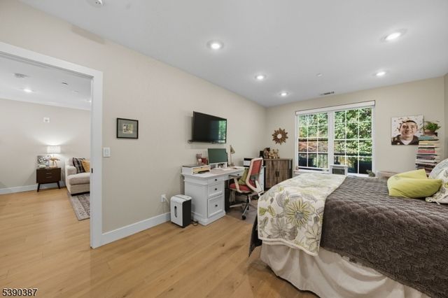 208 Fischer Ct, Rockaway Twp., NJ 07834