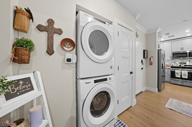 208 Fischer Ct, Rockaway Twp., NJ 07834