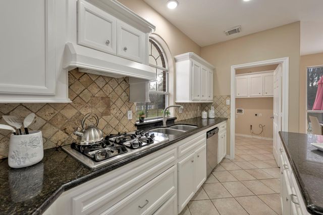 8903 Sendera Drive, Magnolia, TX 77354