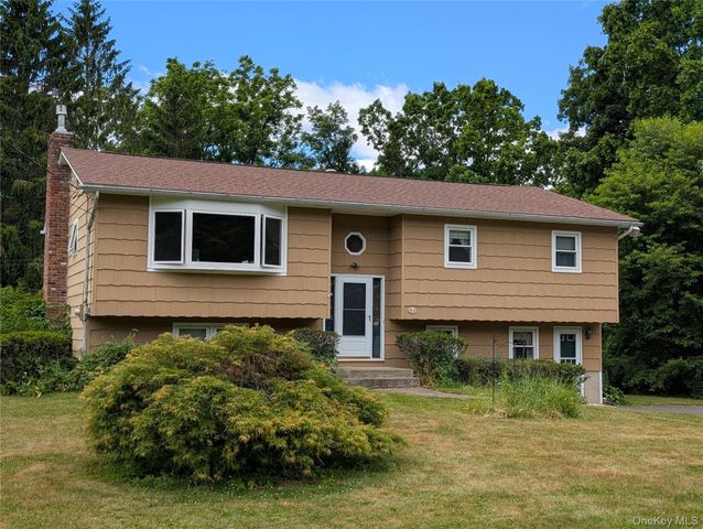 11 Kevin Court, Montgomery, NY 12549