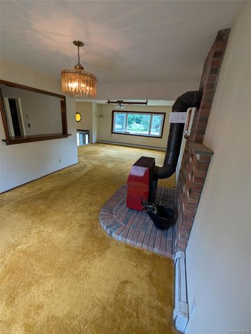11 Kevin Court, Montgomery, NY 12549