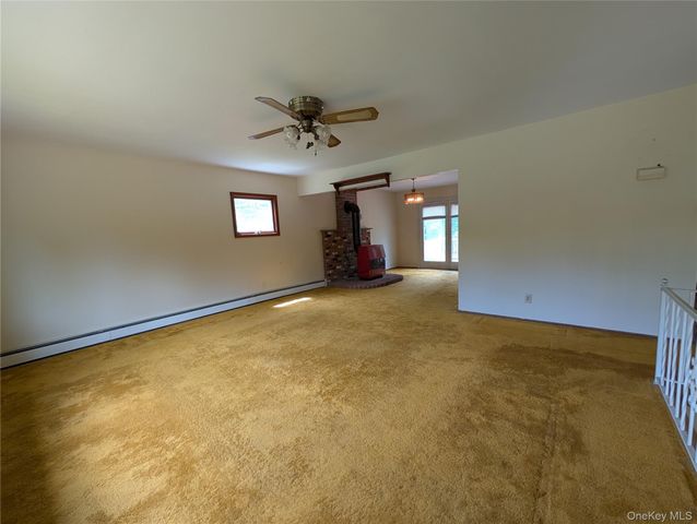 11 Kevin Court, Montgomery, NY 12549