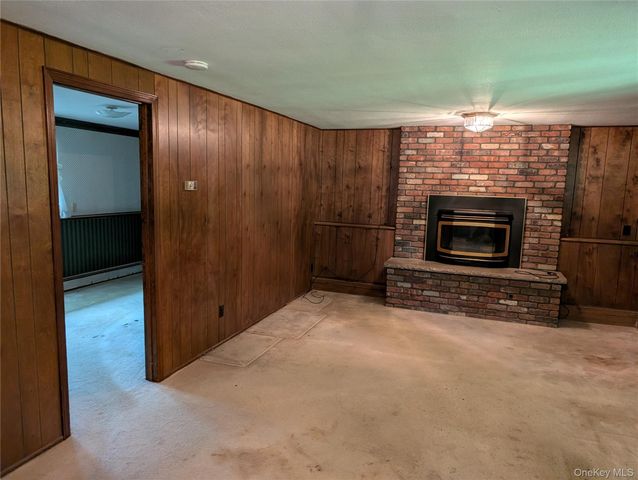 11 Kevin Court, Montgomery, NY 12549