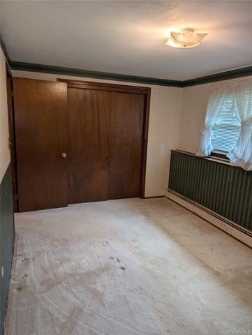 11 Kevin Court, Montgomery, NY 12549