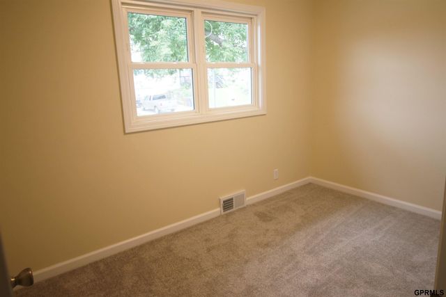 3310 Willow Street, Bellevue, NE 68147