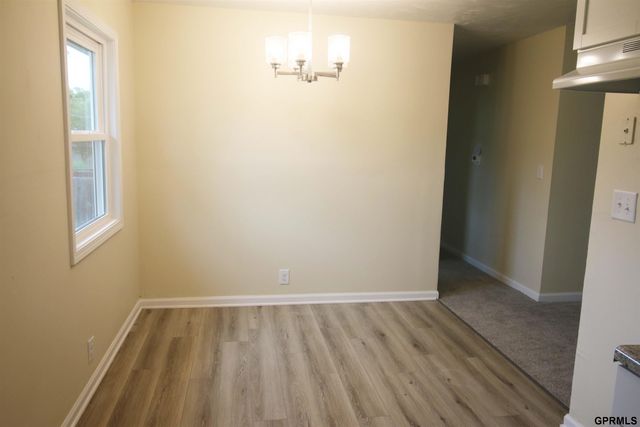 3310 Willow Street, Bellevue, NE 68147