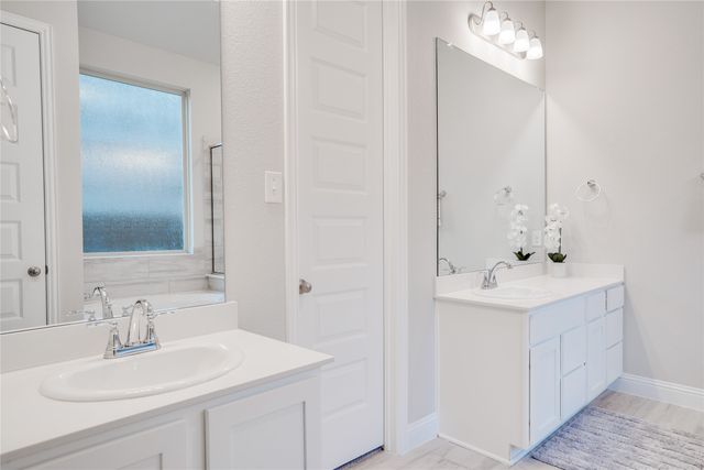 1521 Bison Trail, Aubrey, TX 76227