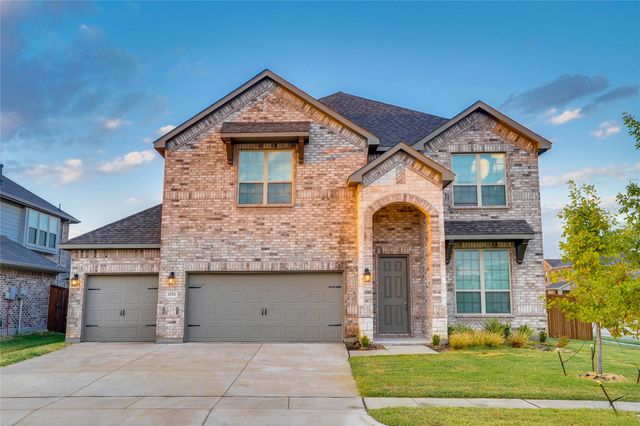 1521 Bison Trail, Aubrey, TX 76227