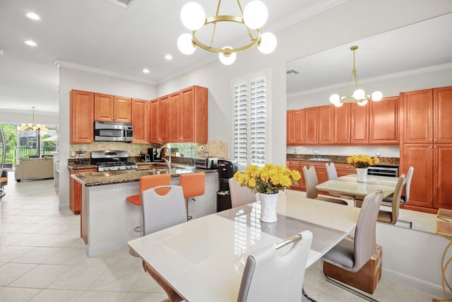 4496 HICKORY Drive, Palm Beach Gardens, FL 33418