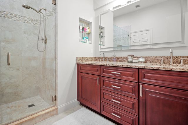 4496 HICKORY Drive, Palm Beach Gardens, FL 33418