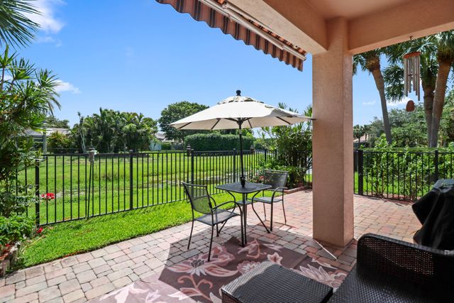 4496 HICKORY Drive, Palm Beach Gardens, FL 33418