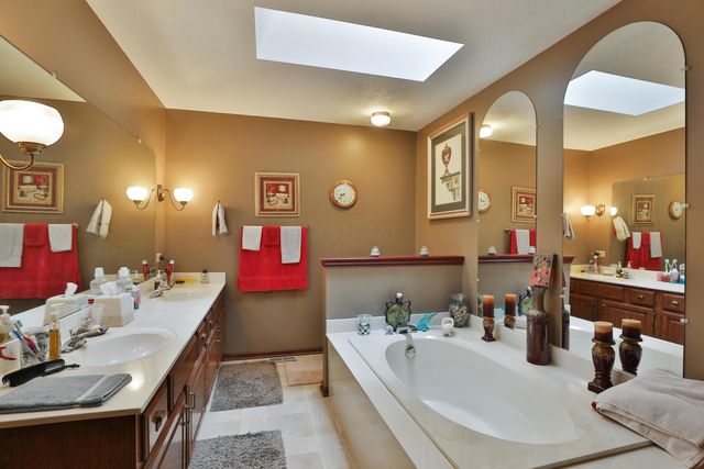 1108 Forest View Court, Westerville, OH 43081