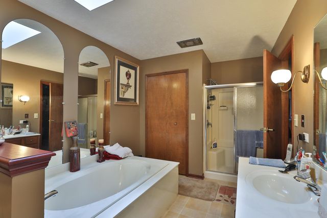 1108 Forest View Court, Westerville, OH 43081