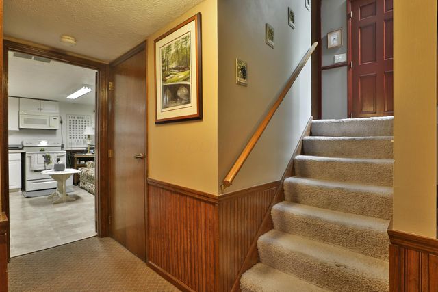 1108 Forest View Court, Westerville, OH 43081