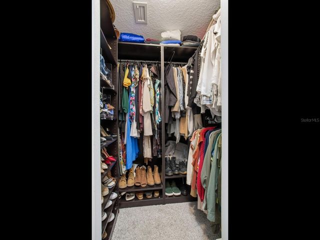 6320 NIKKI LANE, Tampa, FL 33625