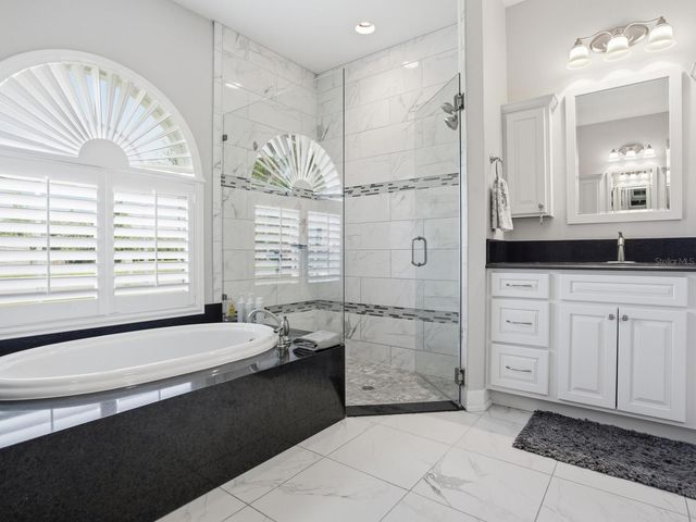 6320 NIKKI LANE, Tampa, FL 33625